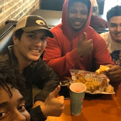 Profile Picture of Emilio Joseph Govea (@ejoe2233) on Twitter