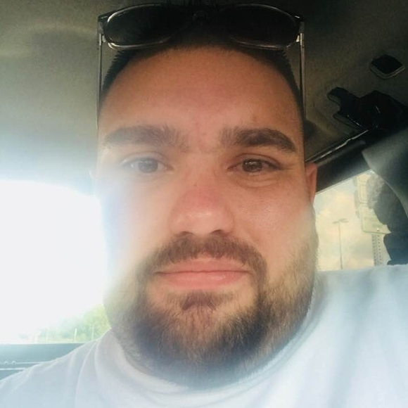 Profile Picture of Dustin Fuller (@dustin817) on Poshmark