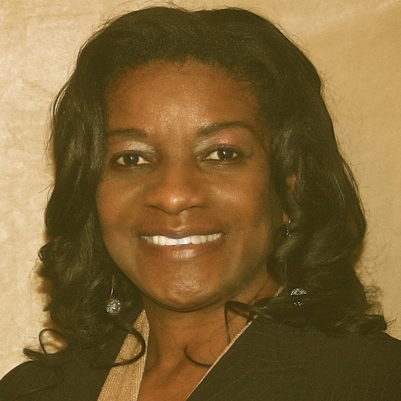 Profile Picture of Sharon Boothe-smith (@sharonboothe844) on Poshmark