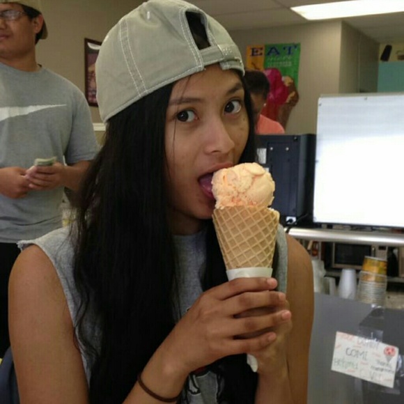 Profile Picture of Ada mae Gonzales (@adamaemae) on Poshmark