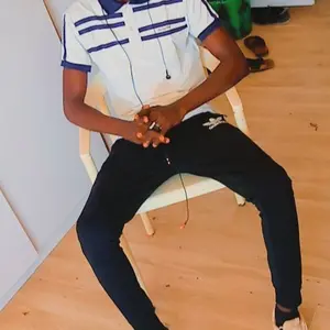 Profile Picture of user3512308255545 (@badianem) on Tiktok