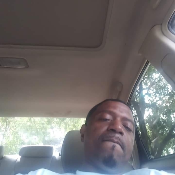 Profile Picture of Dwayne Middleton (@dwayne_m) on Poshmark