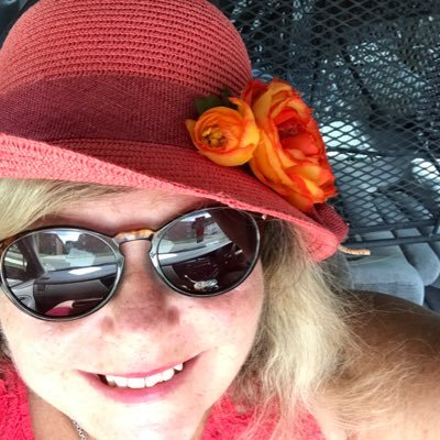 Profile Picture of Diane Martin (@dmartin469) on Twitter