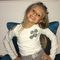 Profile Picture of Julia Victoria Cavalcante Entchelmeier (@juliavictoria.cavalcanteentchelmeier) on Facebook