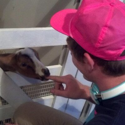 Profile Picture of Aaron Race Stintzi (@Aaronstinz) on Twitter