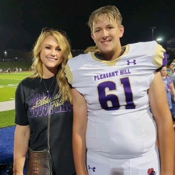 Profile Picture of Danielle Hoglen (@daniellehogie7) on Tiktok