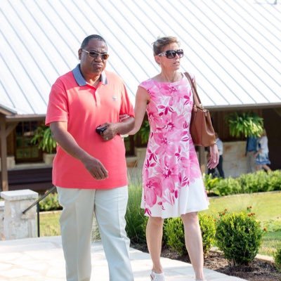 Profile Picture of Carlos Devon Greer (@TexasDevon) on Twitter