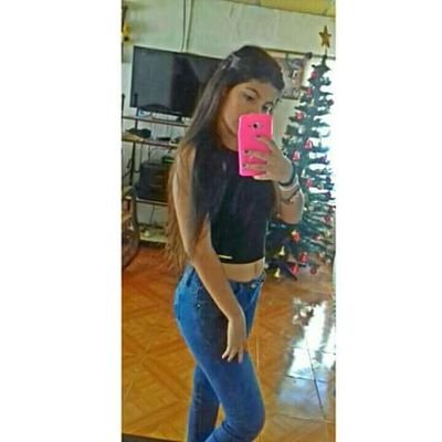 Profile Picture of Isabel Arango (@IsabelArango64) on Twitter