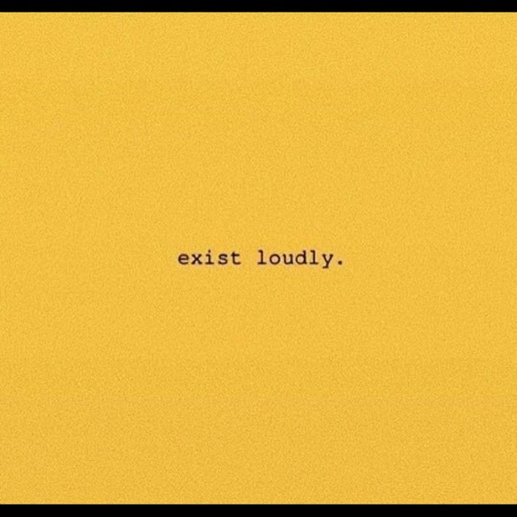 Profile Picture of Natalie Turok (@nturok) on Poshmark