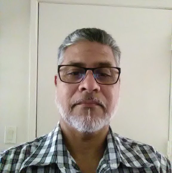 Profile Picture of Robert Viveros (@robertviveros) on Poshmark