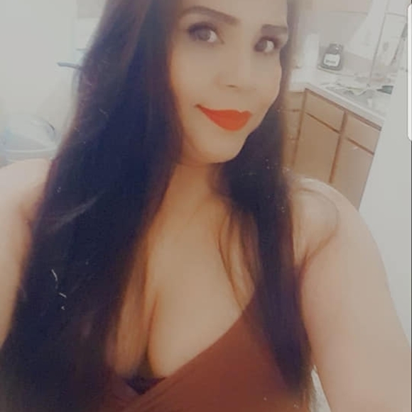 Profile Picture of Erika Gabriel (@erika_gabriel) on Poshmark