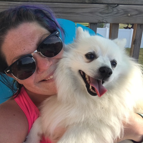 Profile Picture of Shannon Ruud (@shannonruud) on Poshmark