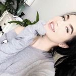 Profile Picture of Kelly Violet (@kellyviolet714) on Instagram