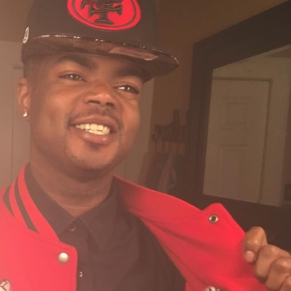 Profile Picture of Marcus Gamble (@marcus_gamble) on Poshmark