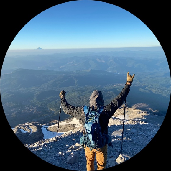 Profile Picture of Robert S (@xjflex9) on Poshmark