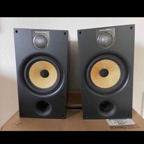 Profile Picture of Def Jamontöst (@defjamontost) on Poshmark