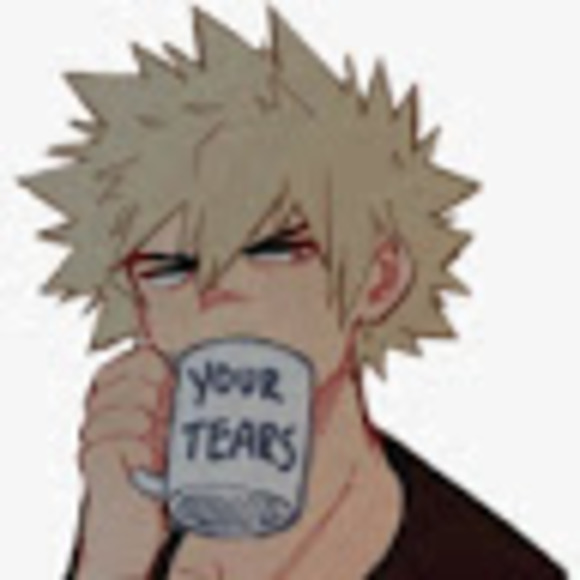 Profile Picture of Adrina Mabee (@adrinamabee) on Poshmark