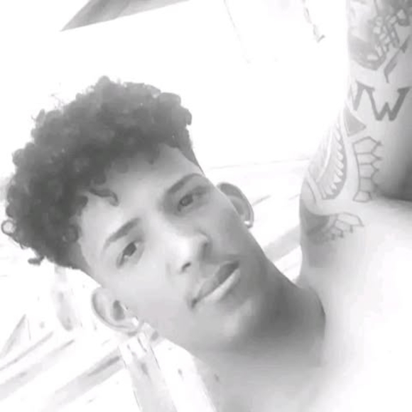 Profile Picture of Wilberto Garcia sanachez (@wilbertogarc646) on Poshmark