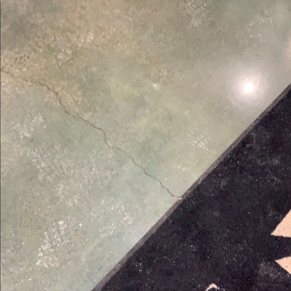 Profile Picture of Michael Gilligan (@mikegesq) on Poshmark