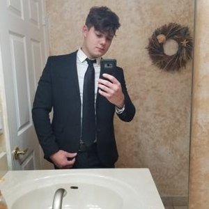 Profile Picture of Kyle Doiron (@kylebroiron) on Twitter