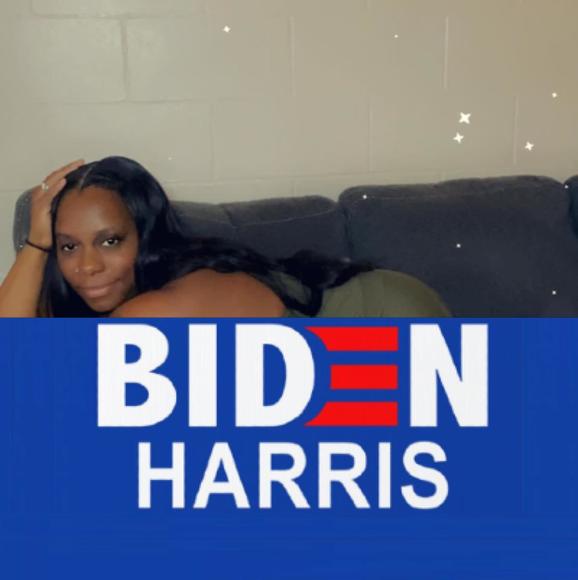 Profile Picture of Stacy Mcleish (@kiki_diamond) on Poshmark