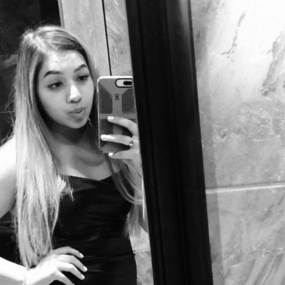 Profile Picture of Berenice Aranda escobedo (@berenicearan748) on Poshmark