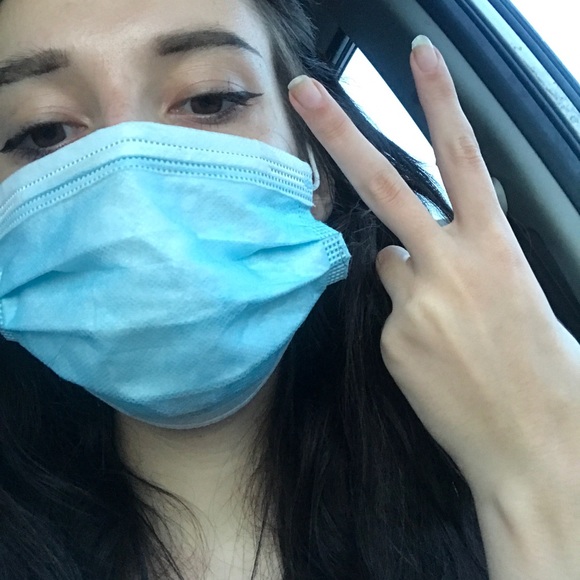 Profile Picture of Noelle Burchett (@mburchett3) on Poshmark