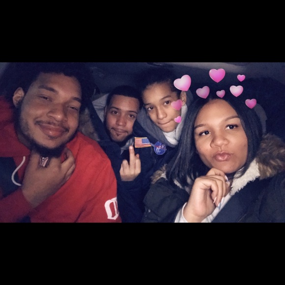 Profile Picture of Sebastian Barrientos (@sebastian1446) on Poshmark