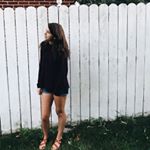 Profile Picture of Michaela Joy (@ponderingprose) on Instagram