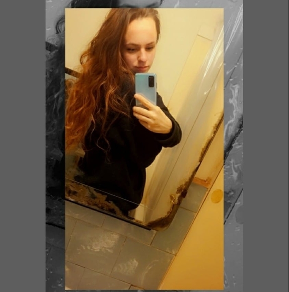 Profile Picture of Jessica Tempesta (@partnersincrime) on Poshmark