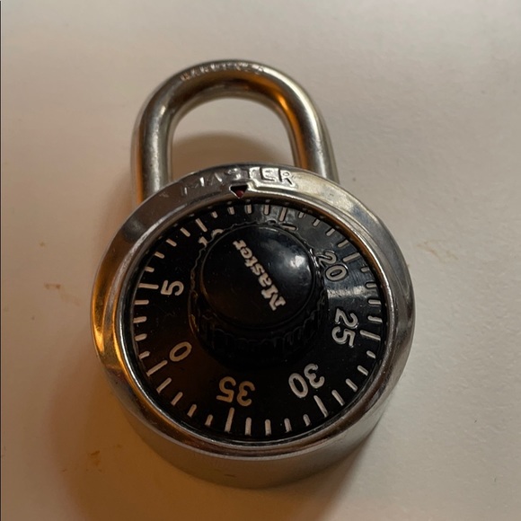 Profile Picture of Tyler Nugent (@tyler_nugent) on Poshmark