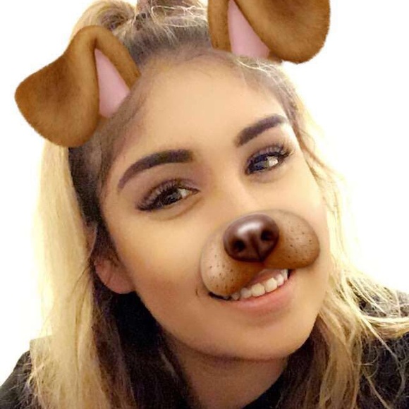 Profile Picture of Brandi Obregon (@brannflakkes) on Poshmark