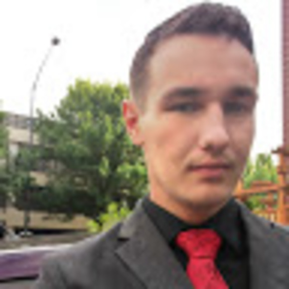 Profile Picture of Nathan Templer (@nathantempler) on Poshmark