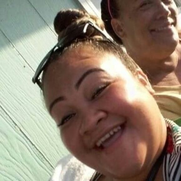 Profile Picture of Kuu Beauford (@kuubeauford) on Poshmark