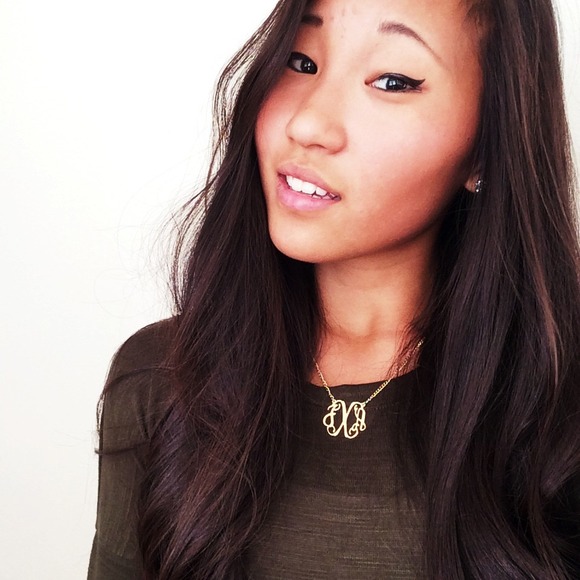 Profile Picture of Joanne Xu (@joscupoftea) on Poshmark