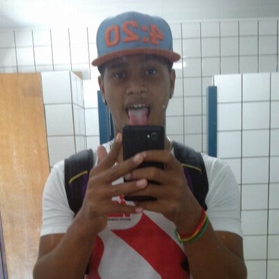 Profile Picture of Albert Roger (@AlbertRoger08) on Twitter