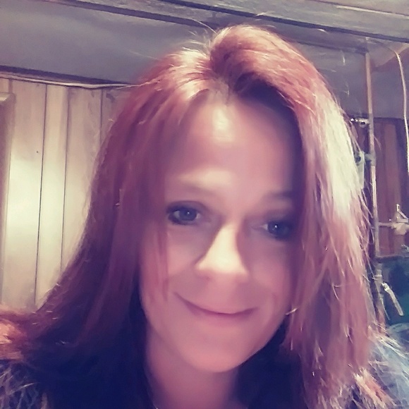 Profile Picture of Dawn Macmullen (@dawnymac) on Poshmark