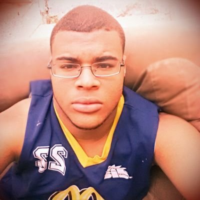 Profile Picture of Ramon Hernandez (@RamonJames6) on Twitter
