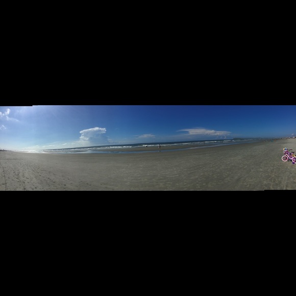 Profile Picture of Debbie Mccall (@arteach16) on Poshmark