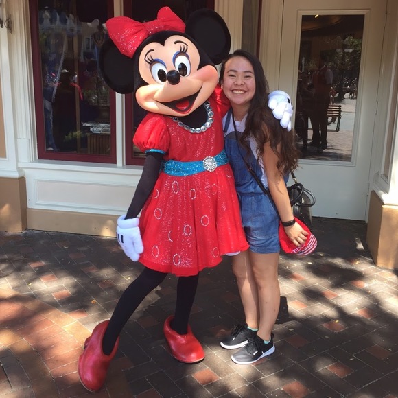 Profile Picture of Mei Keely (@meiakeely) on Poshmark