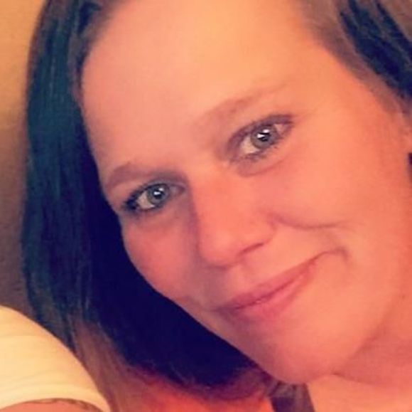Profile Picture of Brandi Jones (@brandijones74) on Poshmark