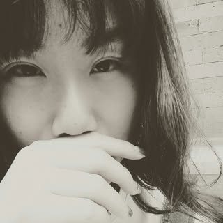 Profile Picture of Chloe Zheng (@zheng_chloe) on Instagram