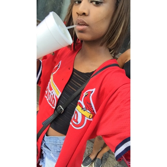 Profile Picture of Tonyelle Temple (@tonyelle) on Poshmark