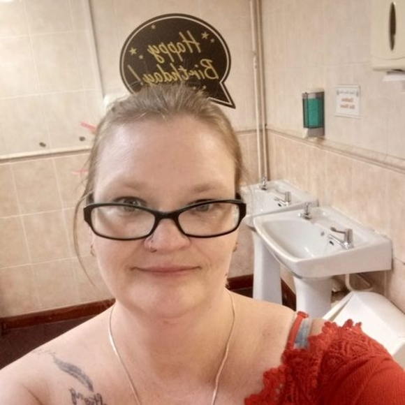 Profile Picture of Katrina Bambrough (@kaykatrina6) on Poshmark