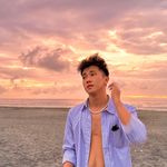 Profile Picture of John Adrian (@mightyglue) on Instagram