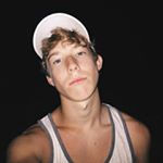 Profile Picture of Hannah (@benjamin_bigger_fan) on Instagram