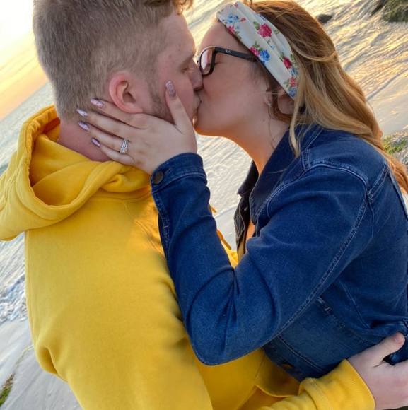 Profile Picture of Brooke Lengacher (@webpal203) on Poshmark