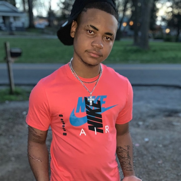 Profile Picture of Marlow Smith (@redman6) on Poshmark