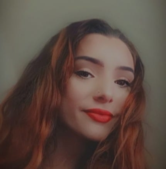 Profile Picture of Julia Martinez (@juliamartine577) on Poshmark