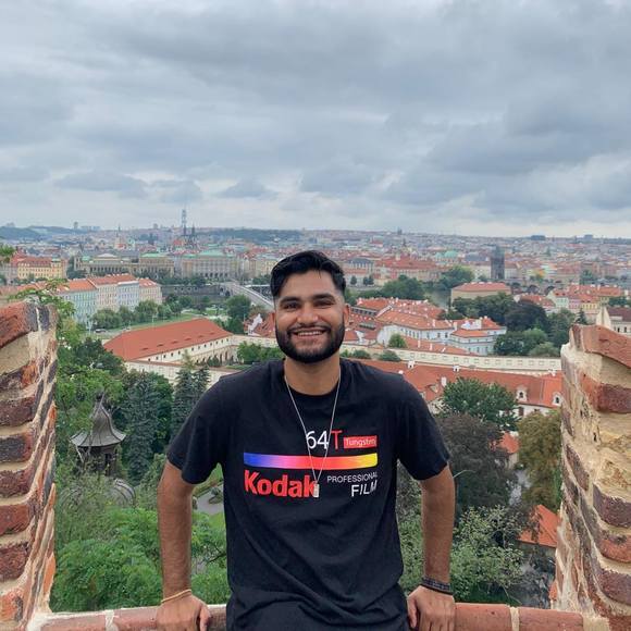 Profile Picture of Muhammad Chaudhry (@chaudhry11) on Poshmark